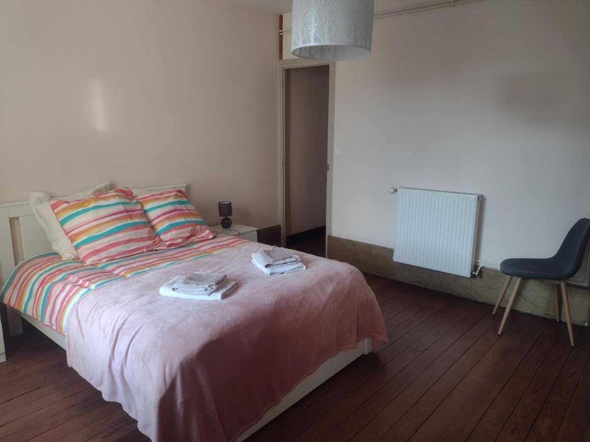 Appartement 2Eme Etage Proche Des Thermes 부르봉-레-뱅 외부 사진