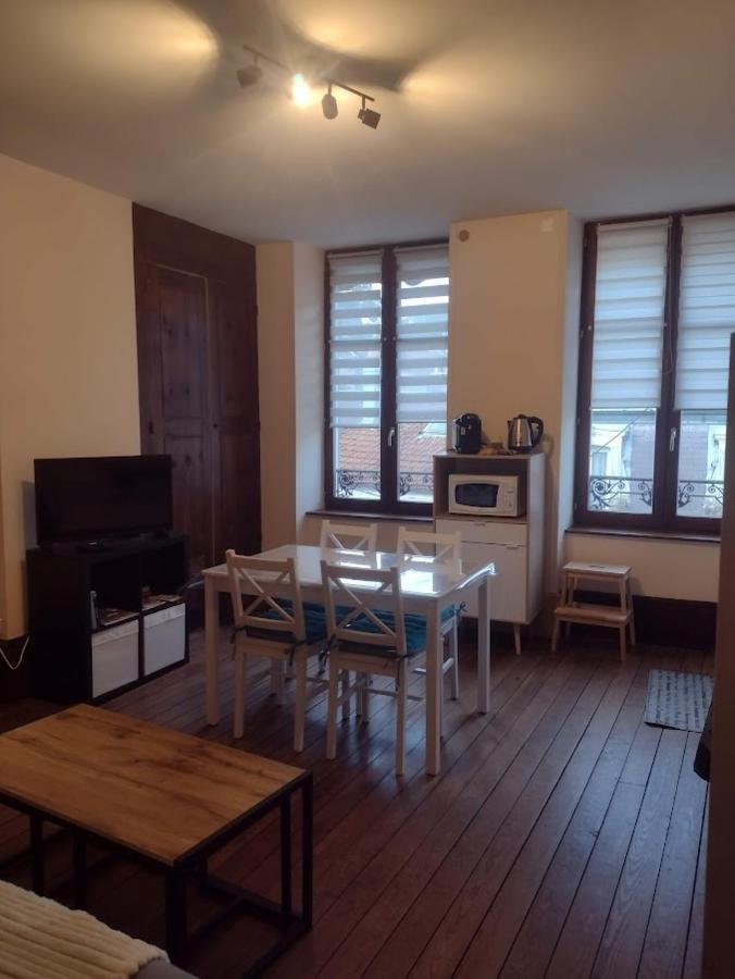 Appartement 2Eme Etage Proche Des Thermes 부르봉-레-뱅 외부 사진