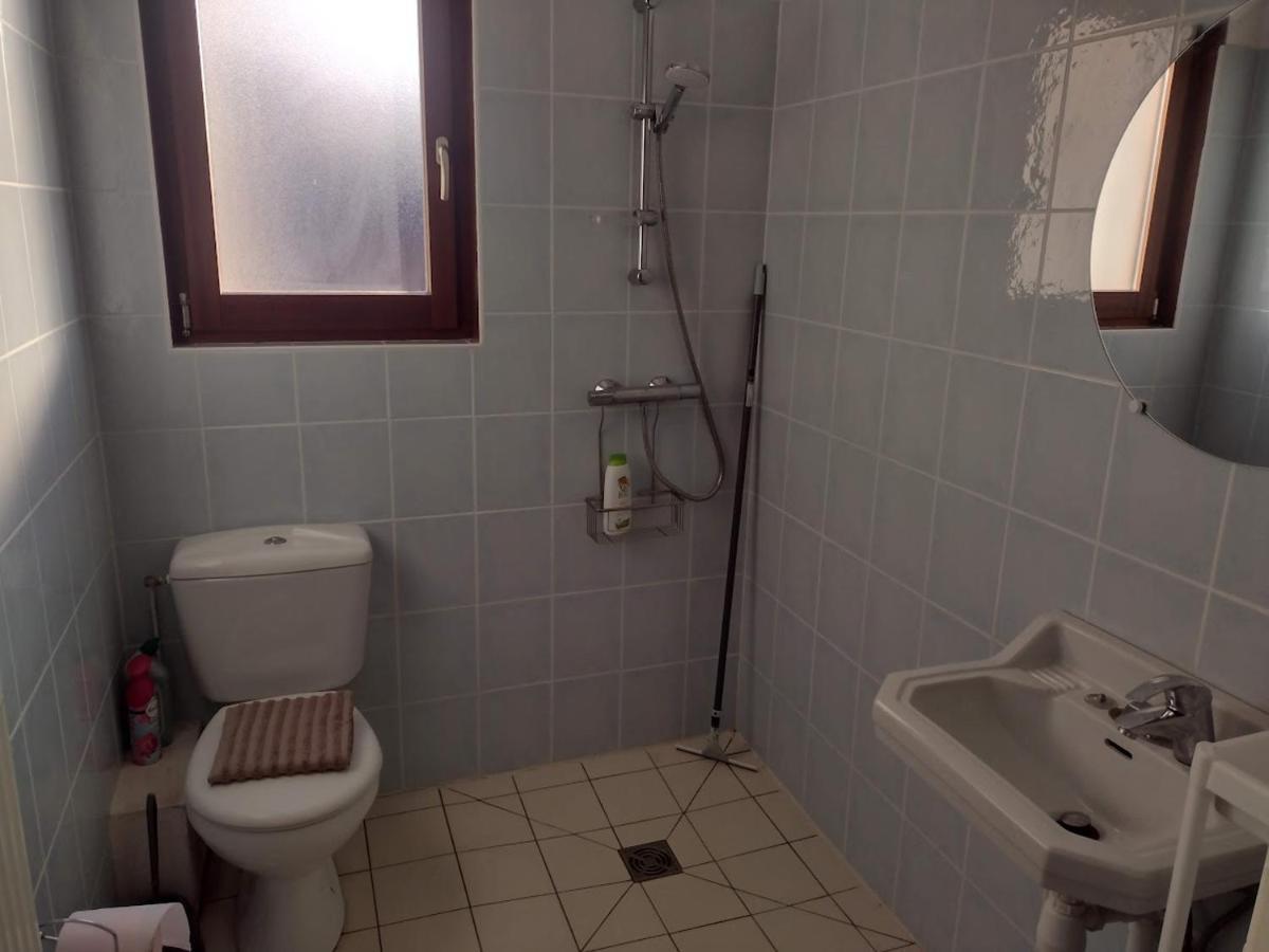 Appartement 2Eme Etage Proche Des Thermes 부르봉-레-뱅 외부 사진